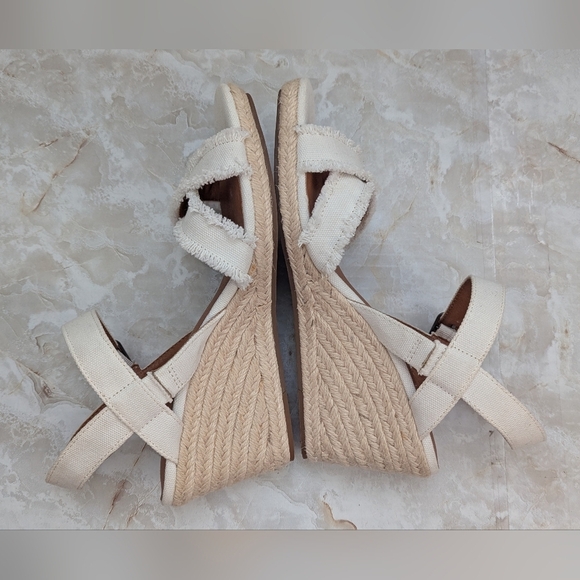 Lucky Brand Woman's  Wedge Shoes Size 9.5 M - Picture 10 of 14